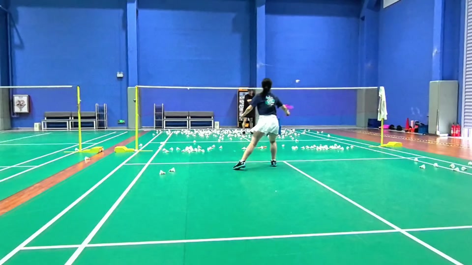 表现和出众 表现和出众